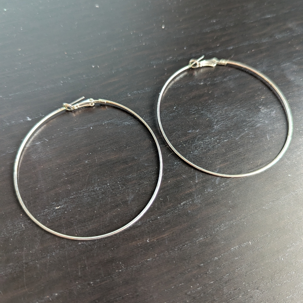 FREE W/ BUNDLE $25+ - H&M Large Silver Hoops